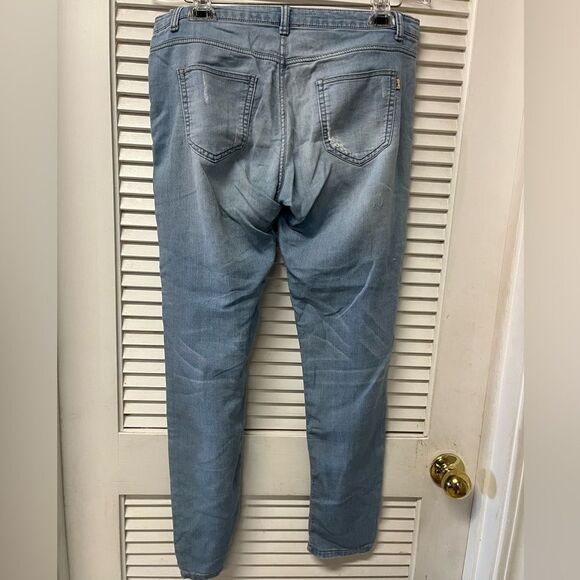 Juicy Couture 8 light wash - Picture 2 of 3